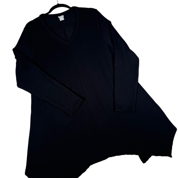 Chico's Tops - Chicos Zenergy Black V-Neck Sharkbite Hem Tunic Top Long Sleeve Size 2 L 12/14